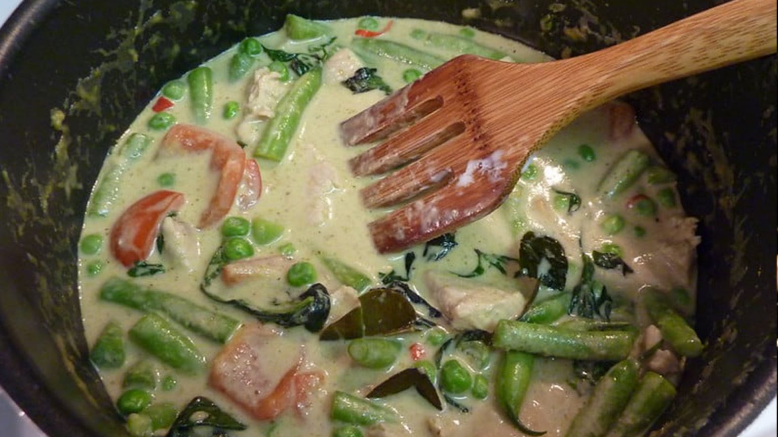 How To Cook The Best Ginataang Labong at Saluyot | Eat Like Pinoy
